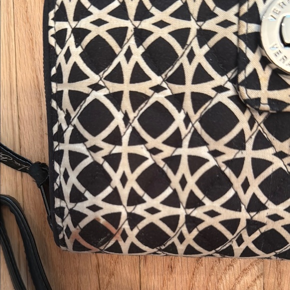Vera Bradley Geometric Black and White Wallet Set - Picture 2 of 10